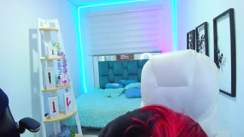 Snapshot of naomy_sex_69 chatting on October 2025 08:15:02 AM naomy_sex_69 online show from October 2025 08:15:02 AM