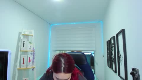 Snapshot of naomy_sex_69 chatting on November 2025 11:14:02 PM naomy_sex_69 online show from November 2025 11:14:02 PM