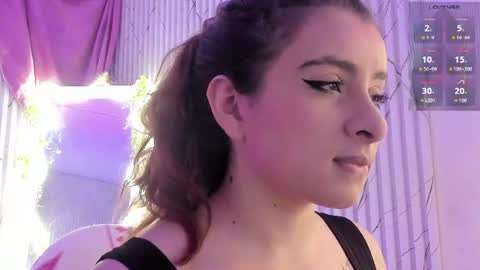 Naomy  online show from August 2026 03:19:01 AM