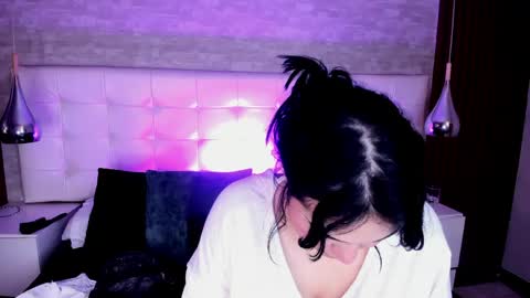 Naomy online show from May 2026 10:49:02 PM