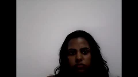 nara_brasileirinha online show from January 2025 03:12:01 AM