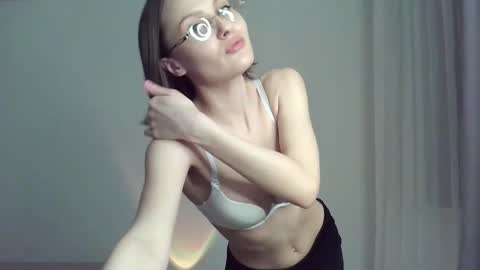 Tina online show from January 2025 04:25:01 AM