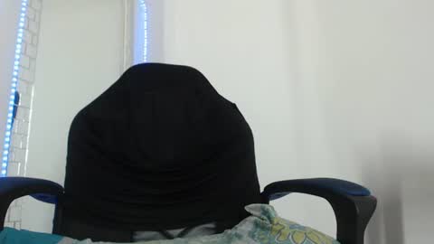 nassh_18 online show from August 2026 10:23:02 PM