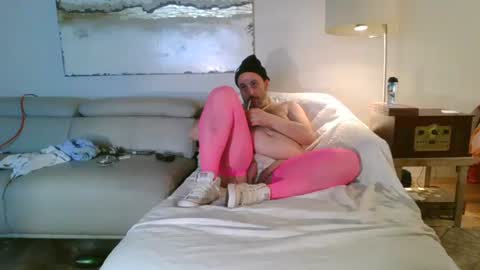 nassobout online show from February 2026 12:03:01 AM