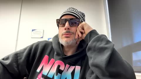 Snapshot of nassobout chatting on February 2026 10:20:02 PM nassobout online show from February 2026 10:20:02 PM