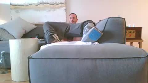 Snapshot of nassobout chatting on April 2026 01:05:02 PM nassobout online show from April 2026 01:05:02 PM