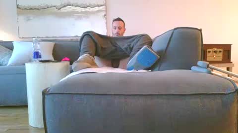 Snapshot of nassobout chatting on April 2026 11:09:02 PM nassobout online show from April 2026 11:09:02 PM