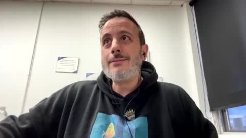 Snapshot of nassobout chatting on April 2026 11:42:02 PM nassobout online show from April 2026 11:42:02 PM