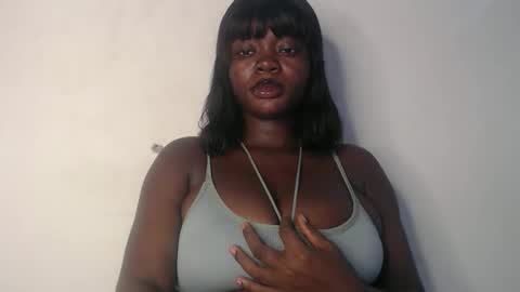 Amanda online show from October 2025 11:35:01 PM