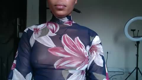 Snapshot of nastie_cumlover chatting on December 2025 04:46:02 PM bella online show from December 2025 04:46:02 PM