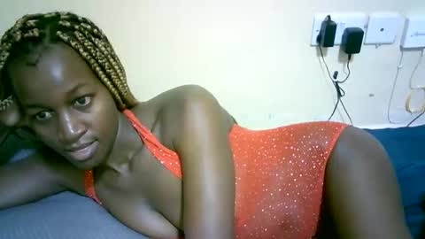 Marie online show from September 2025 09:53:01 PM