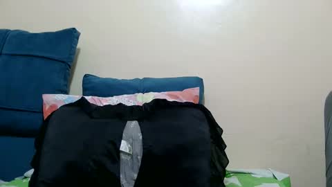 Bella online show from November 2025 12:17:01 PM