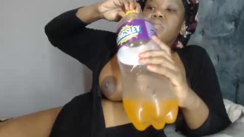 Snapshot of nastycockaddictxxx chatting on November 2025 11:26:01 PM Kim online show from November 2025 11:26:01 PM