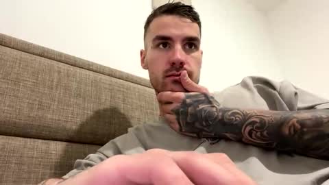 Snapshot of nastyloverz chatting on November 2025 04:40:01 PM Nasty Loverz online show from November 2025 04:40:01 PM