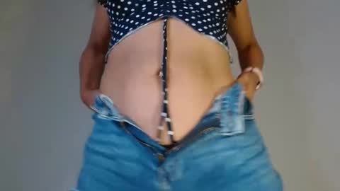 nathalia online show from January 2025 05:19:01 AM