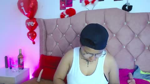 nat_evans8 online show from April 2026 02:02:01 AM