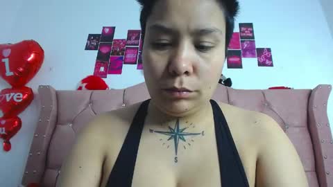 nat_evans8 online show from May 2026 02:17:01 AM