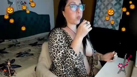 Natalia online show from October 2025 12:09:01 AM