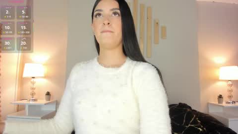 Natacha Diaz online show from September 2025 11:36:01 AM