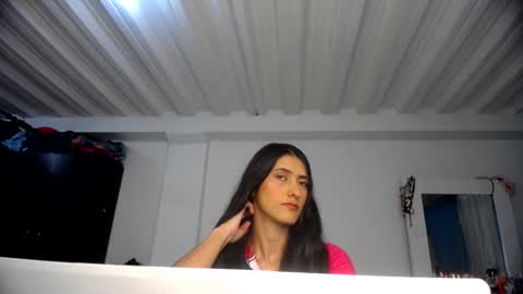 Snapshot of natalia25160289975 chatting on June 2026 11:05:02 PM Erotik online show from June 2026 11:05:02 PM