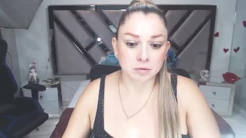 Snapshot of natalia5560 chatting on February 2025 02:44:01 PM natalia5560 online show from February 2025 02:44:01 PM