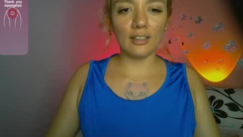 Snapshot of natalia_33 chatting on February 2025 04:42:01 AM Natalia online show from February 2025 04:42:01 AM
