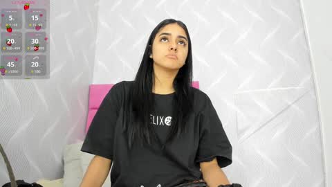 Naty  online show from January 2025 12:20:02 PM