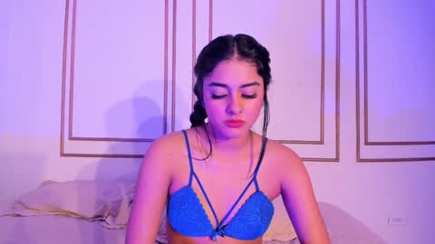 Naty  online show from January 2025 06:35:01 PM