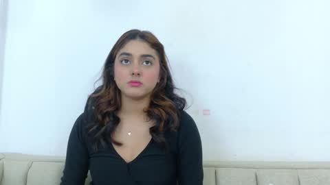 Naty  online show from March 2026 04:02:02 PM