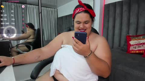 Snapshot of natalia_curvy1 chatting on December 2024 03:01:02 PM Nathalia online show from December 2024 03:01:02 PM
