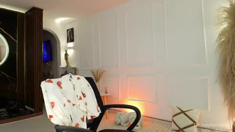 Snapshot of natalia_hernandez1 chatting on May 2026 07:30:01 PM Natalia and Alejandro Geminis ----- - online show from May 2026 07:30:01 PM