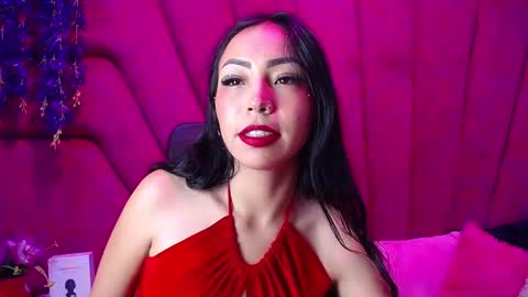Snapshot of natalia_pinkk chatting on November 2025 01:54:02 PM natalia pinkk online show from November 2025 01:54:02 PM