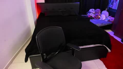 Natalia online show from May 2026 12:04:01 AM