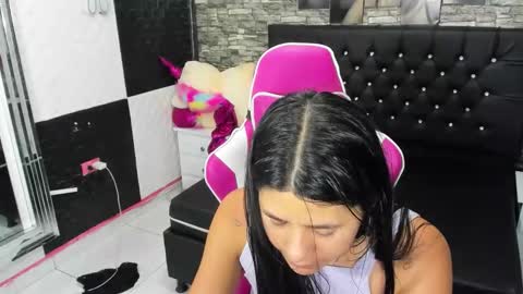 nataliatompsonx1 online show from October 2025 06:10:02 AM