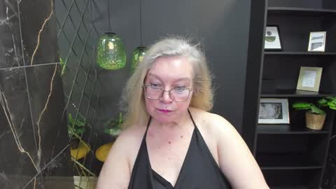 Snapshot of natalicloud chatting on December 2024 01:21:01 PM NataliCloud online show from December 2024 01:21:01 PM