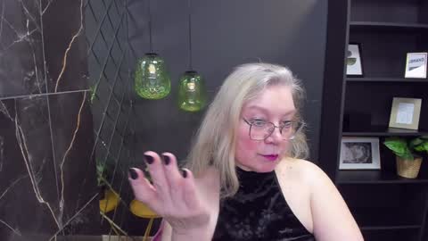 Snapshot of natalicloud chatting on December 2024 01:22:01 PM NataliCloud online show from December 2024 01:22:01 PM