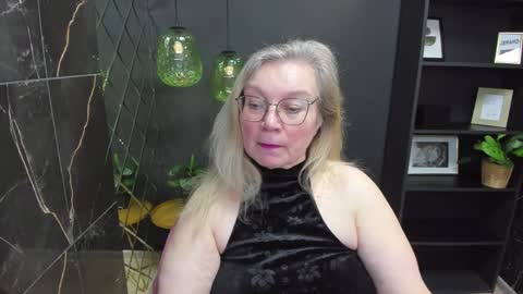 Snapshot of natalicloud chatting on December 2024 05:11:02 PM NataliCloud online show from December 2024 05:11:02 PM