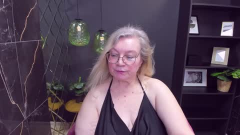 Snapshot of natalicloud chatting on December 2024 04:20:01 PM NataliCloud online show from December 2024 04:20:01 PM