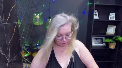 Snapshot of natalicloud chatting on December 2024 04:47:02 PM NataliCloud online show from December 2024 04:47:02 PM