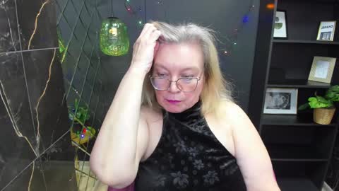Snapshot of natalicloud chatting on January 2025 04:59:01 PM NataliCloud online show from January 2025 04:59:01 PM