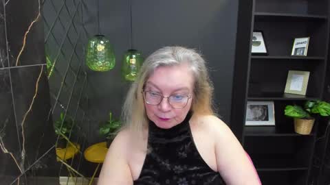 Snapshot of natalicloud chatting on January 2025 01:35:02 PM NataliCloud online show from January 2025 01:35:02 PM