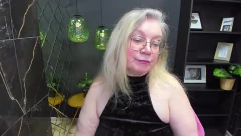 Snapshot of natalicloud chatting on January 2025 05:41:01 PM NataliCloud online show from January 2025 05:41:01 PM