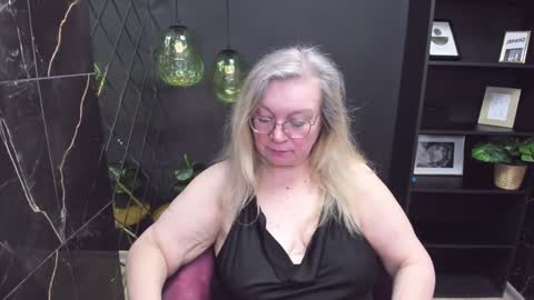 Snapshot of natalicloud chatting on February 2025 07:38:01 PM NataliCloud online show from February 2025 07:38:01 PM