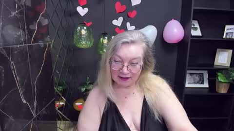 Snapshot of natalicloud chatting on February 2025 01:10:02 PM NataliCloud online show from February 2025 01:10:02 PM