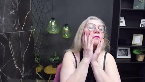 Snapshot of natalicloud chatting on February 2025 04:13:02 PM NataliCloud online show from February 2025 04:13:02 PM