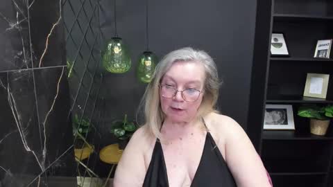 Snapshot of natalicloud chatting on February 2025 04:42:02 PM NataliCloud online show from February 2025 04:42:02 PM