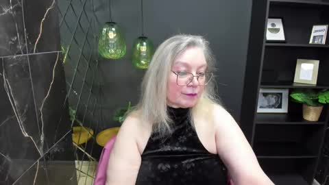 Snapshot of natalicloud chatting on March 2025 12:48:01 PM NataliCloud online show from March 2025 12:48:01 PM