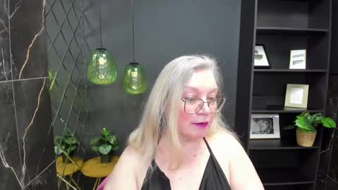Snapshot of natalicloud chatting on March 2025 04:22:02 PM NataliCloud online show from March 2025 04:22:02 PM