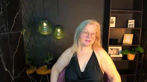 NataliCloud online show from April 2026 01:27:02 PM