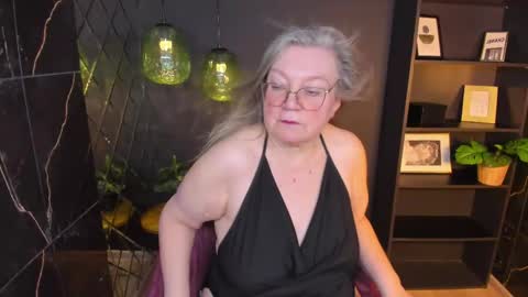 NataliCloud online show from May 2026 01:37:02 PM
